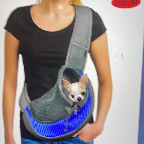 COPY - Reflective Pet Sling Carrier  comes in 3 sizes S, M & L as well as 3 col… - Picture 6 of 11